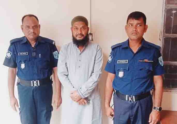 কাউনিয়ার হারাগাছ ইউপি চেয়ারম্যান রাজু আহমেদ গ্রেফতার