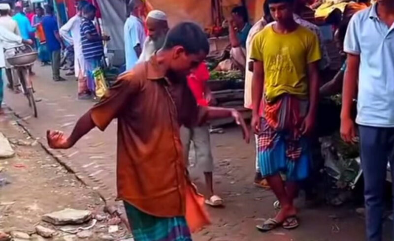 লালমনিরহাটে মানবিক নেতৃত্বের অভাব, অসহায় মানুষের দীর্ঘশ্বাস: আশ্রয় ও সহায়তার দাবি
