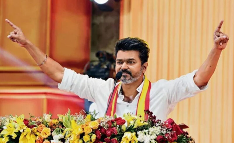 ‘ফ্যাসিবাদী বিজেপি’ ও মোদির বিরুদ্ধে যুদ্ধ ঘোষণা করলেন থালাপতি বিজয়