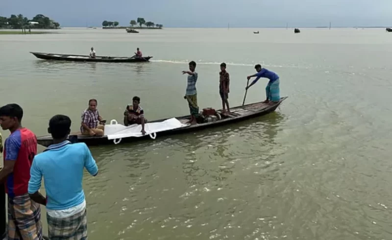 নেত্রকোনায় স্পিডবোটডুবি: তিন শিশুর লাশ উদ্ধার, নিখোঁজ ১