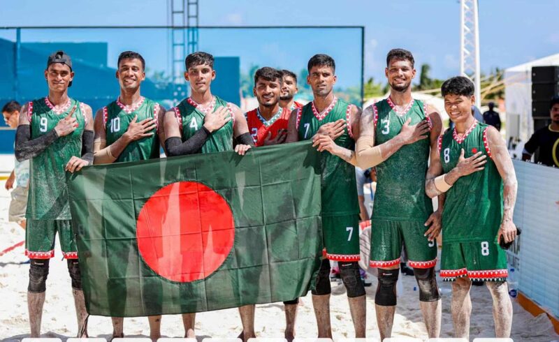 পাকিস্তানের কাছে হেরে সেমিফাইনালেই থেমে গেল বাংলাদেশের স্বপ্ন