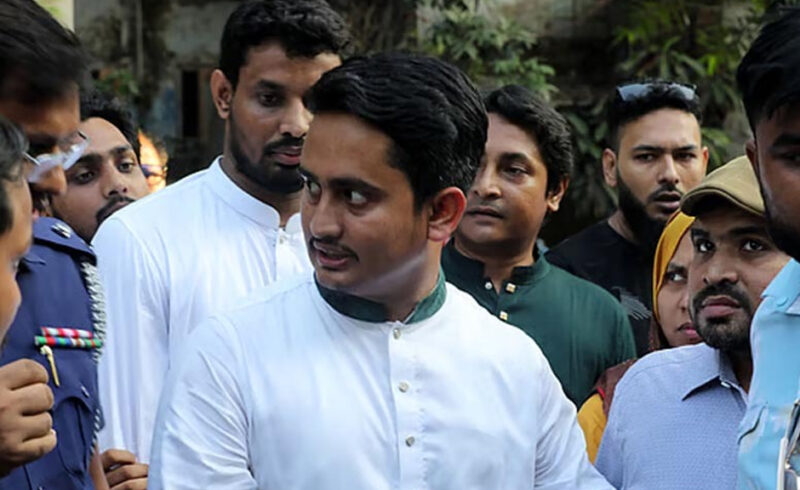 সারজিস আলমের সভাস্থলে ককটেল হামলা