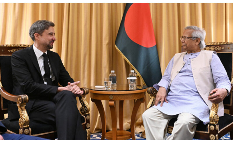 তরুণ কৃষি-উদ্যোক্তাদের সহায়তায় ‘সামাজিক ব্যবসা তহবিল’ গঠনের প্রস্তাব ইউনূসের