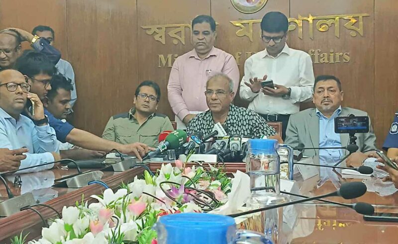 নির্বাচনে পুলিশি পক্ষপাত হলে ব্যবস্থা: স্বরাষ্ট্র উপদেষ্টা জাহাঙ্গীর আলম চৌধুরী