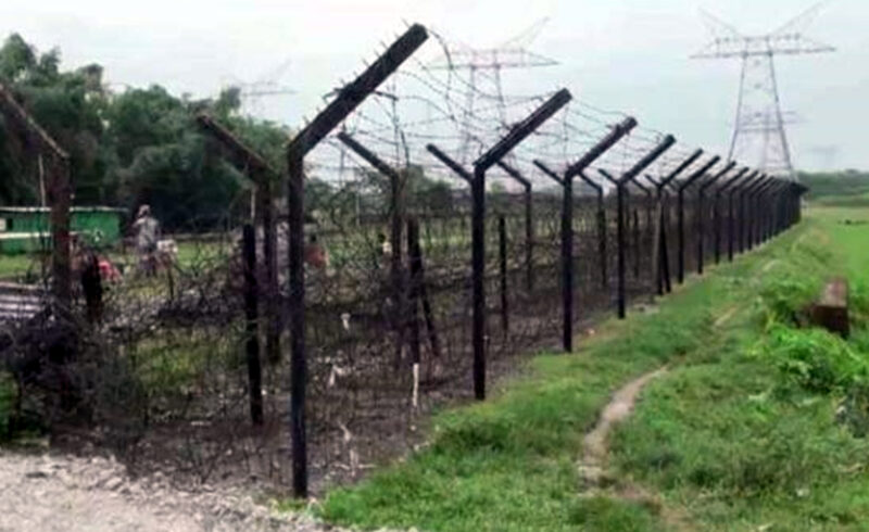 পাটগ্রাম সীমান্তে বিএসএফের ছররা গুলি, তিন বাংলাদেশি আহত