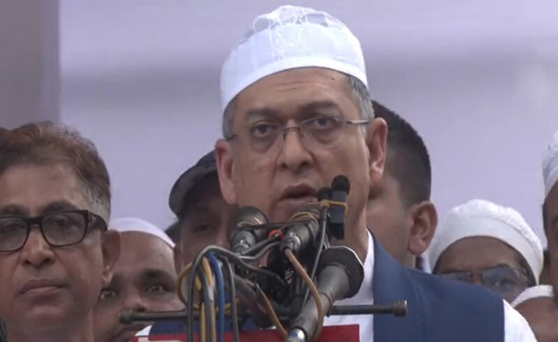 ‘‘একটি দল ইসলামকে ব্যবহার করে ফায়দা হাসিল করতে চায়”: সালাহউদ্দিন