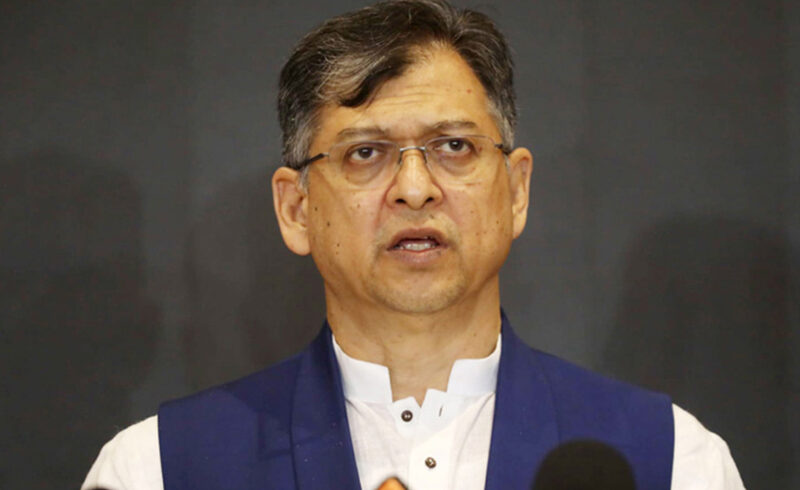 ড. ইউনূসের দ্বৈত ভূমিকায় ‘স্বার্থের সংঘাত’ দেখছেন সালাহউদ্দিন