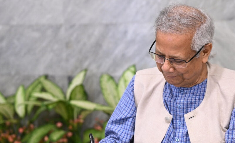 সংবিধান সংস্কার আদেশে স্বাক্ষর করলেন প্রধান উপদেষ্টা ইউনূস